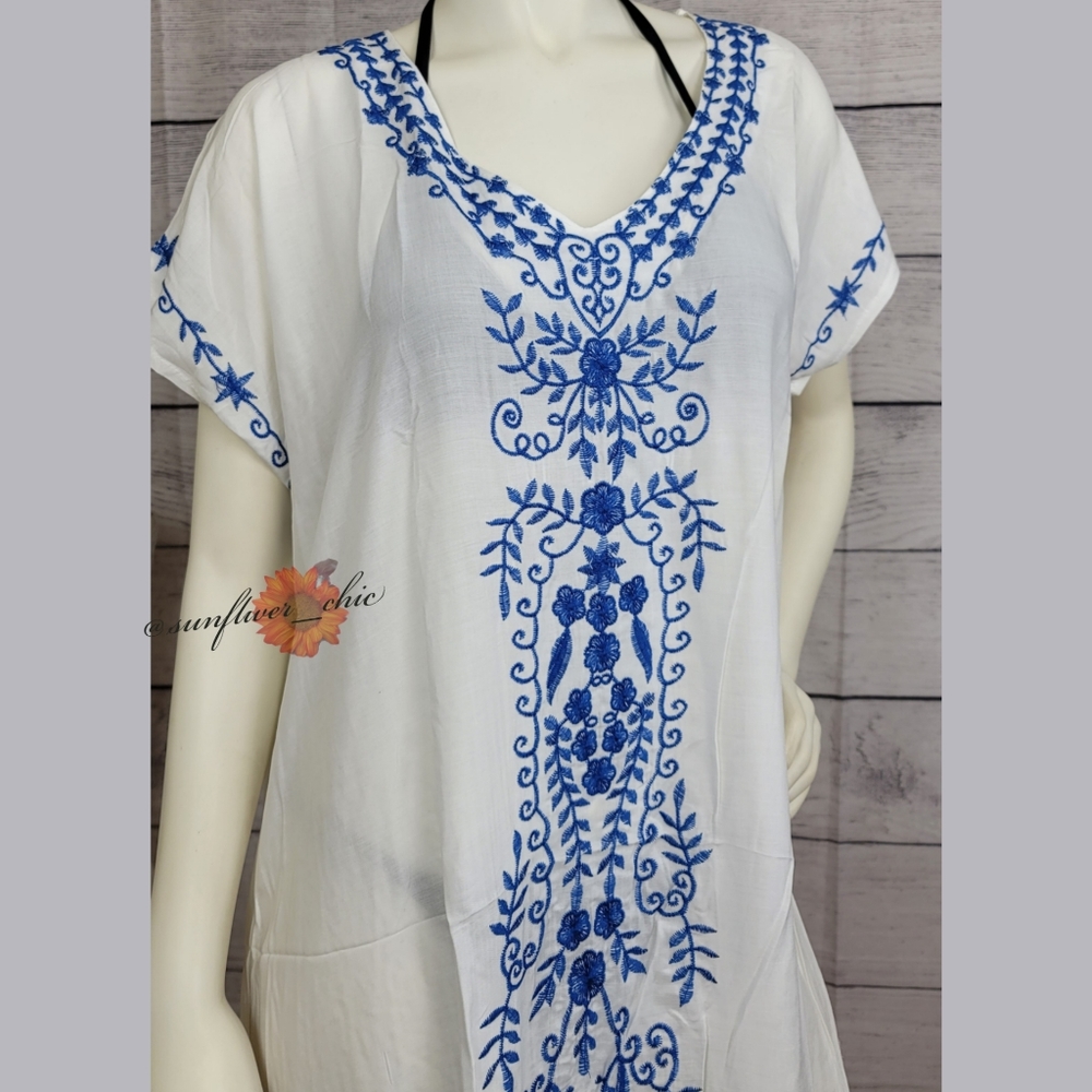 ONE LEFT [NEW] Embroidered Beach Cover-up - Picture 6 of 15